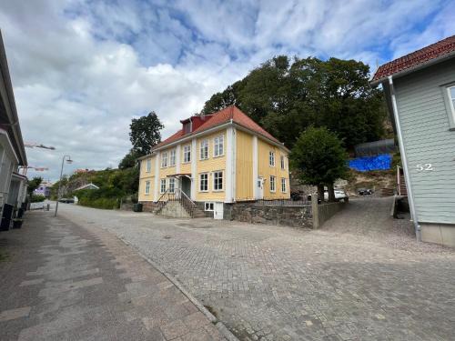 Kungalv Apartment | Kungälvs first pharmacy, built in 1777