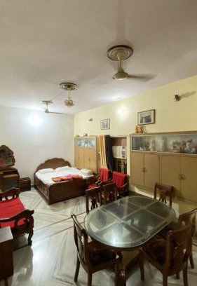 Sigra House | Kusum Palace