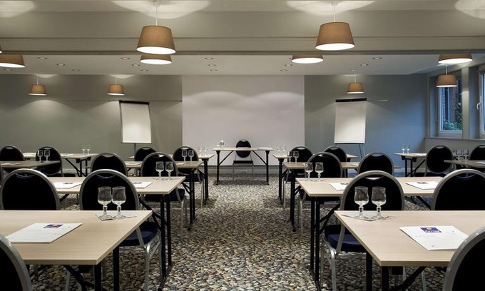 Cousinerie Hotel | Kyriad Lille Est - Villeneuve d'Ascq