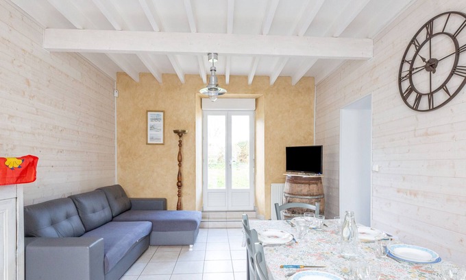 Sainte-Mere-Eglise House | L'ancienne Forgerie - Three Bedroom House, Sleeps 6