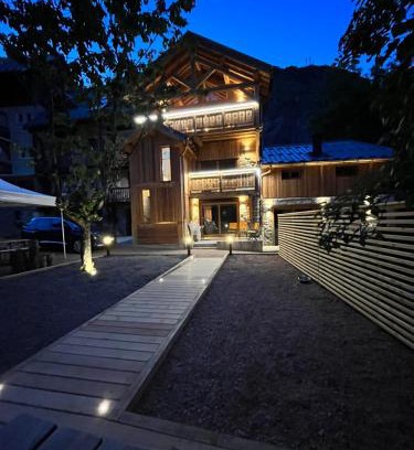 Valloire Apartment | L'Ascension - Appartement de standing avec vue "Les Aiguilles"