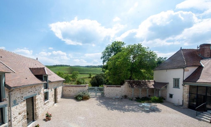 Sermiers Bed & Breakfast | L' Ecrin des vignes