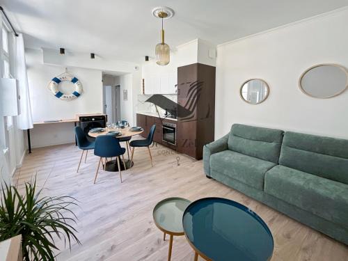 Rochefort Apartment | L'Escale d'Audry - Appartement sur cour situé en plein coeur de ville