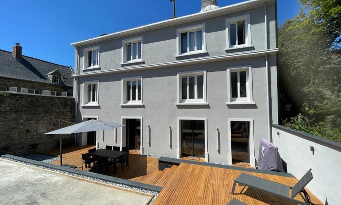 Ville Haute House | "L'imprévue", 12 personnes dans la vieille ville !