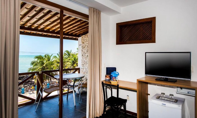 Praia do Meio Hotel | La Belle Beach Hotel