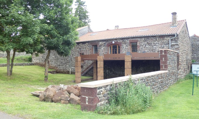 Bains House | La Bergerie de FAY in the heart of Devès and Chemin St Jacques - Massif Central