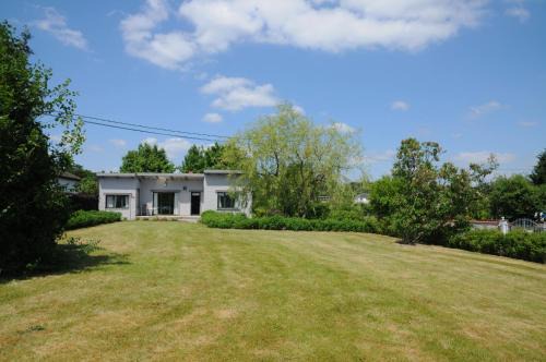 Noiseux House | La Bibliothèque