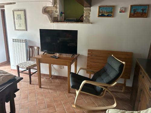 Catignano Apartment | La bomboniera