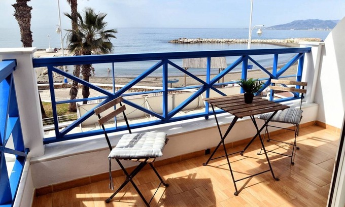 Malaga-Este House | La Brisa Apartment - Beach
