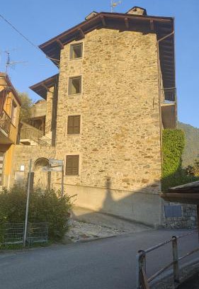 Desco Apartment | La casa di Giacomo & Vanille