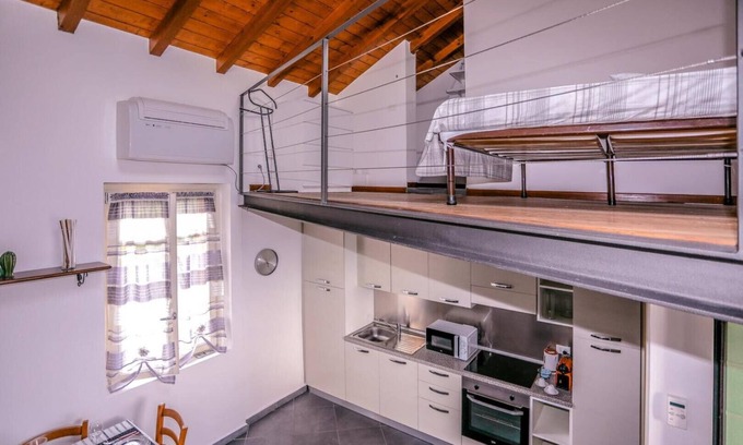 Angera Apartment | La Casa di Lillo Angera