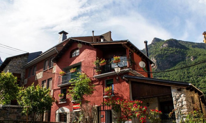 Eriste House | La Caseta de Sastre