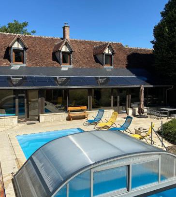 Thesee House | La Charmeraie : gîte de charme, piscine et spa
