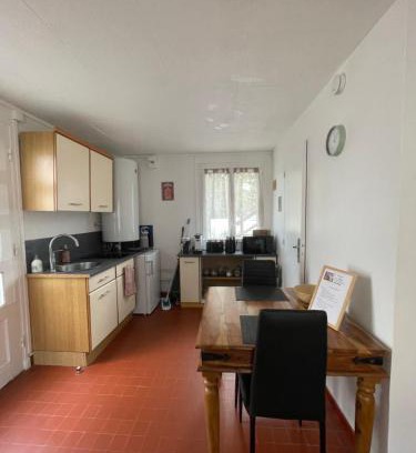 Eguzon-Chantome Apartment | La clé des champs