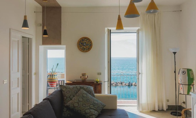 Pioppi Apartment | La Concha Suites