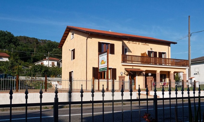 Ricco del Golfo Apartment | La Corte di ValEmi 2-Garden View Apartment 011023-LT-0016