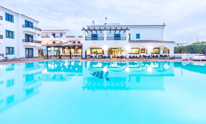 Santa Teresa di Gallura Hotel | La Funtana Hotel