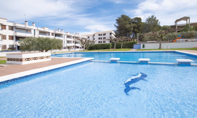 Torredembarra House | LA GALERA - Cozy flat with shared pool, close to the beach and free wifi.