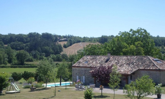Lalbenque House | La Grange de Bouyssonnade