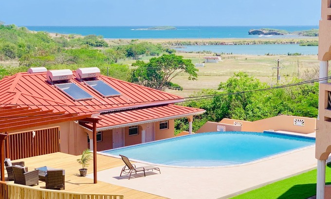 Calliste Apartment | La Heliconia