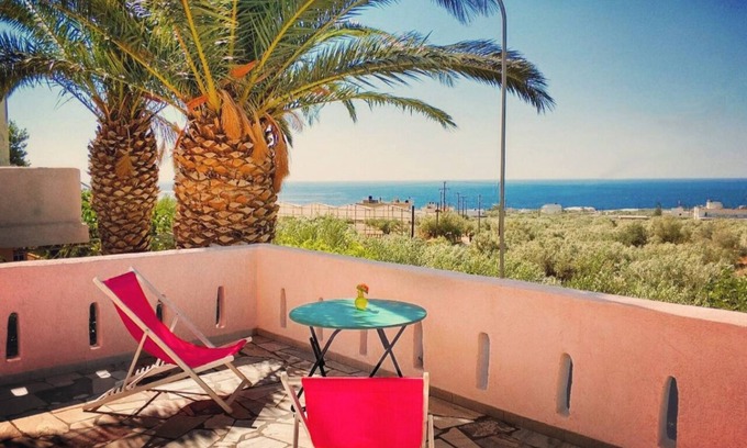Ferma Apartment | La Luna Blu "Owl" apartment, sea view, 500 meters from the beach