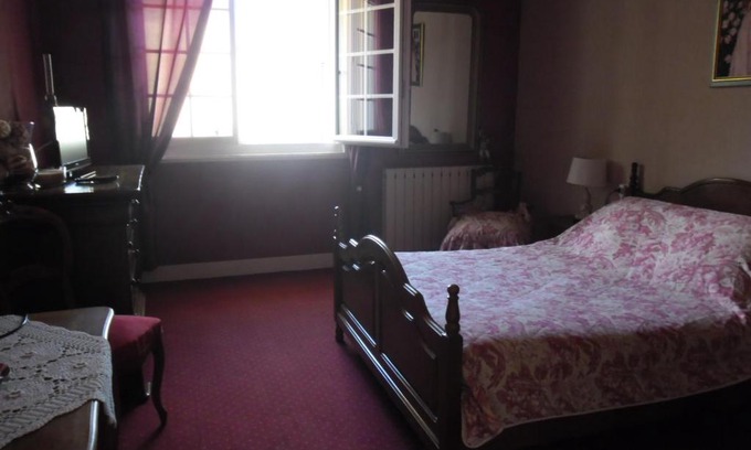 Saint-Just-Luzac Bed & Breakfast | La Luzacaise