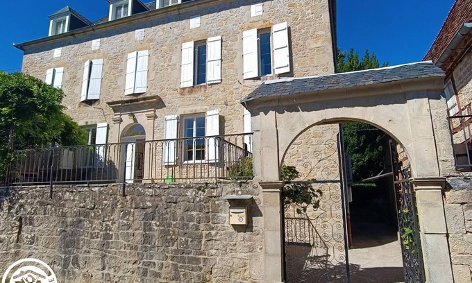 Padirac House | La Maison de Famille