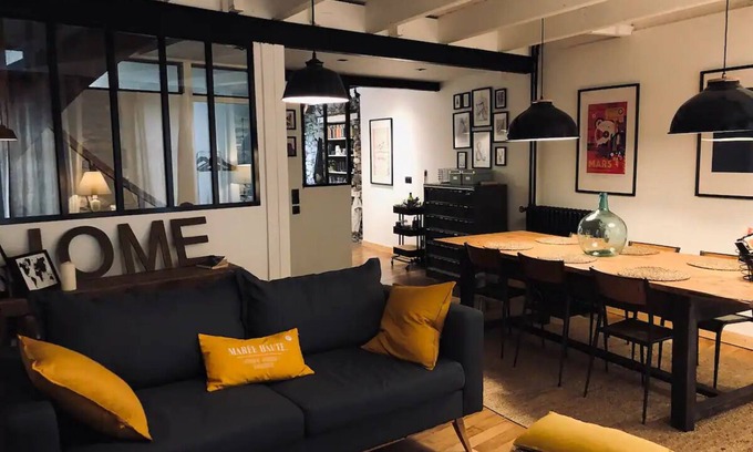 Morlaix House | La Maison des Vignes Terrace & Balcony - Center