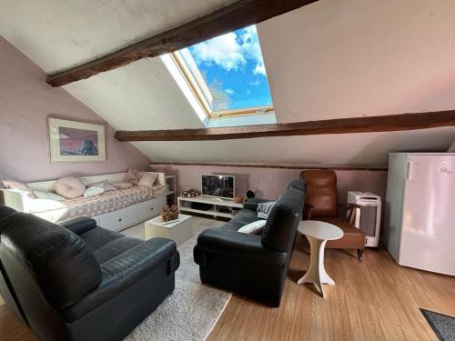 Corancy Apartment | La Maison du bonheur - Gîte RULINA - Corancy