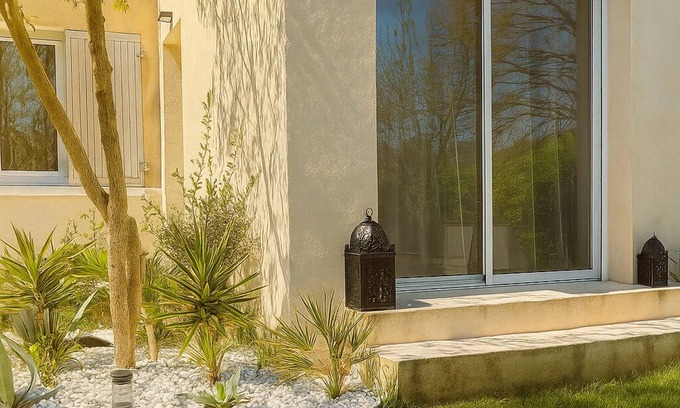 Manosque Villa | La maison du cerisier Wifi, ideal Family, pets welcome!