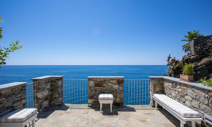 Vernazza Bed & Breakfast | La Malà - camere di charme