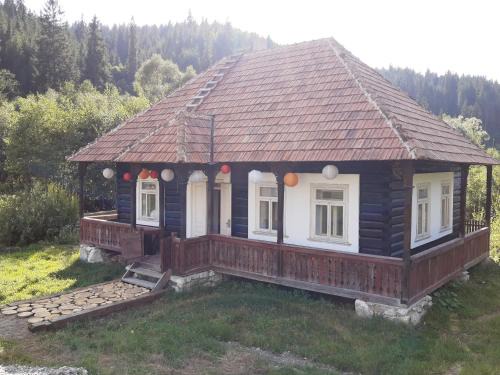 Carlibaba House | La Malu' Bistritei - casutele Valea Stanii