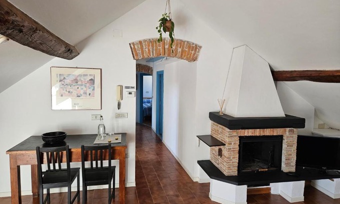 Savona Apartment | La Mansarda di Vico Mandorla