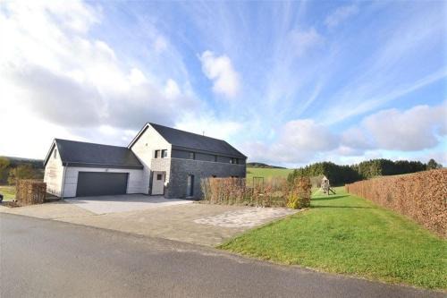 Fauvillers Villa | La Misbour