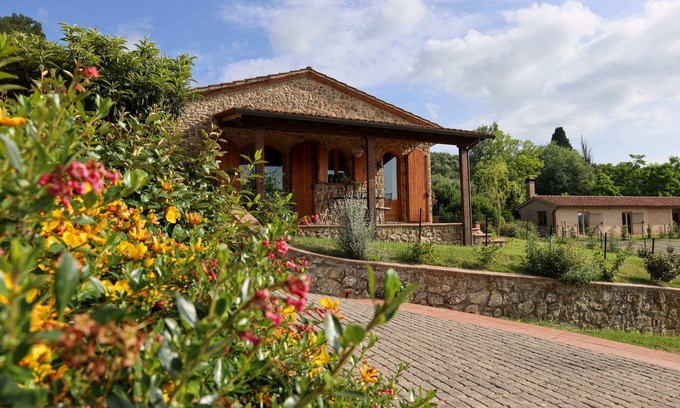 San Gimignano House | La moraiola - Characteristic Tuscan barn