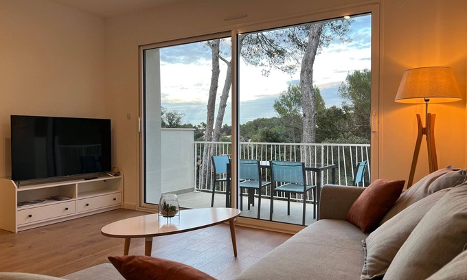 Saint-Clement-de-Riviere Apartment | La Pascaline, Appt 47m² 1er Étage Avec Belle vue