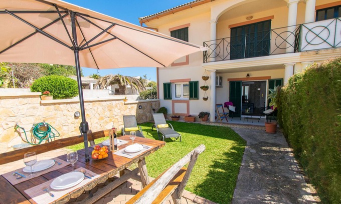 Capdepera Ski Chalet | LA PERGOLA House 350m from the beach