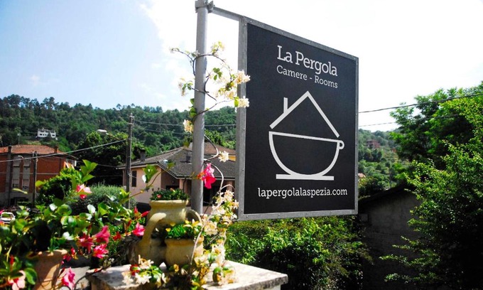 Piano di Valeriano-Bottagna House | La Pergola Private Parking