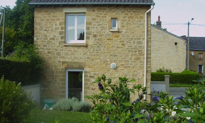 Clavy-Warby House | "La Petite Maison" in the country-1 to 7 pers.