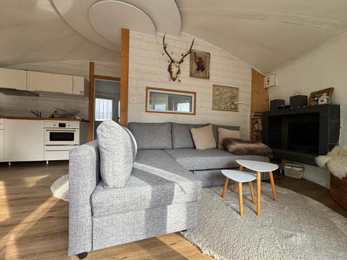 Salvan Ski Chalet | La petite maison ronde