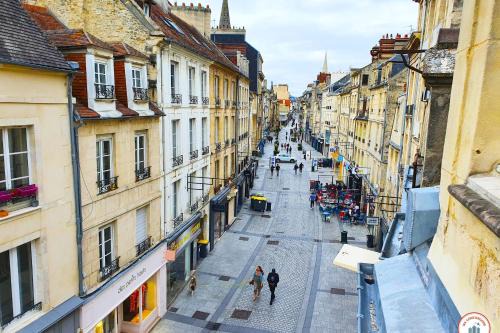 Centre Ancien Apartment | La Plume de Malherbe - Parking - Coup de Cœur