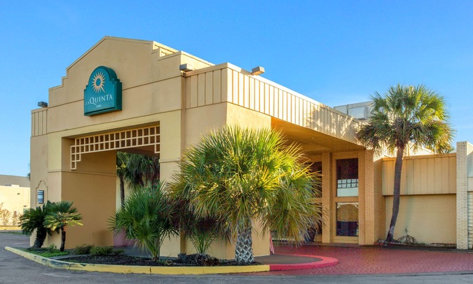 Slidell Hotel | La Quinta Inn by Wyndham New Orleans Slidell