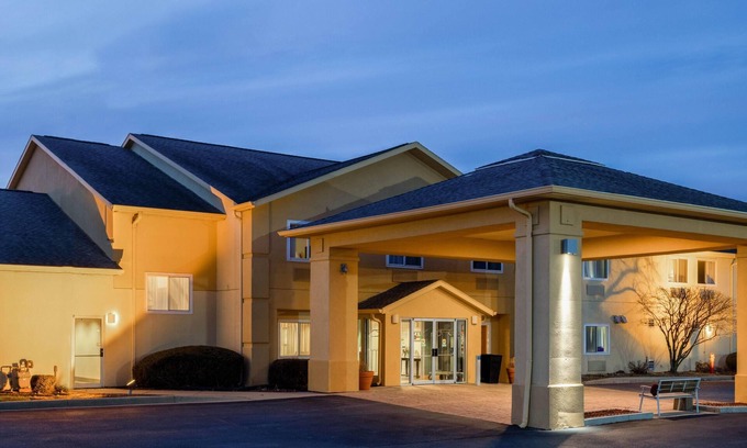 Frankfort Hotel | La Quinta Inn & Suites by Wyndham Frankfort