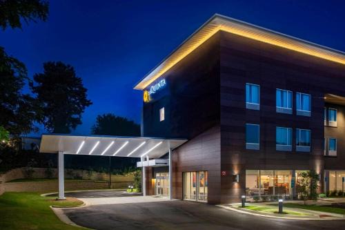 Oxford Hotel | La Quinta Inn & Suites by Wyndham Oxford