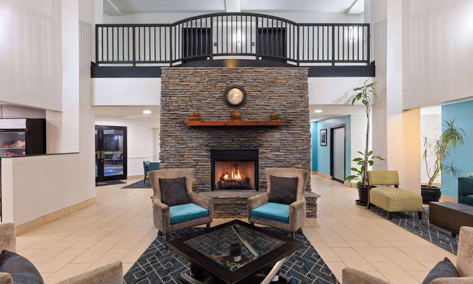 Kodak Hotel | La Quinta Inn & Suites by Wyndham Sevierville/Kodak