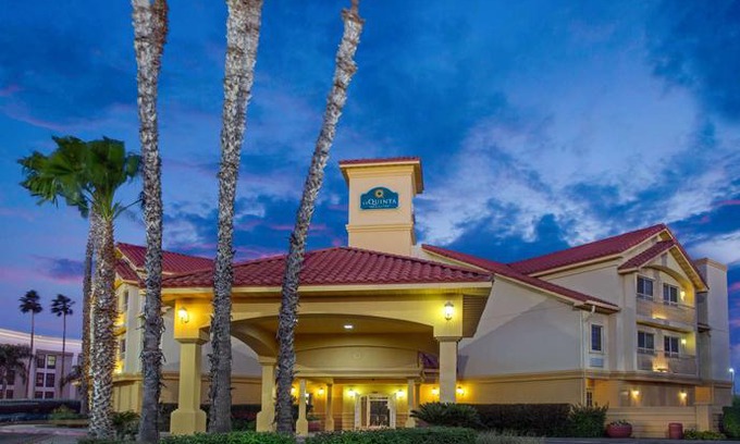 Tucson Hotel | La Quinta Inn & Suites Tucson Airport