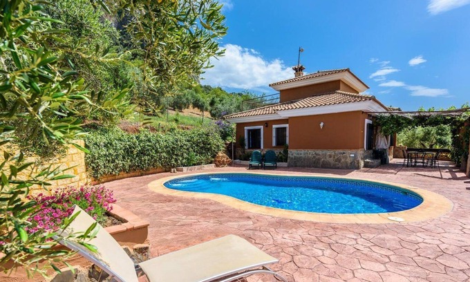 El Gastor Villa | La Roca del Gastor by Ruralidays