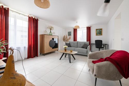 La Grande-Paroisse Villa | La Rochoise - Parking, Wifi, proche Fontainebleau