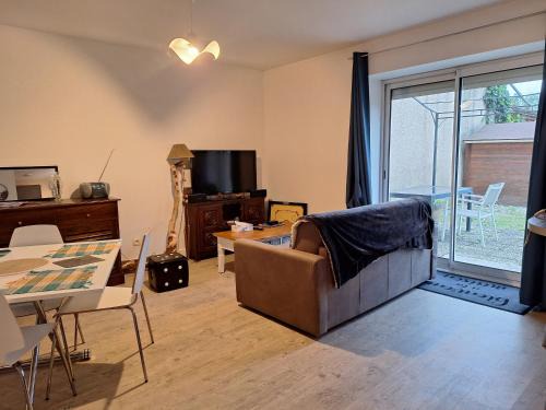 Saint-Jean-de-Moirans Apartment | la vie est belle