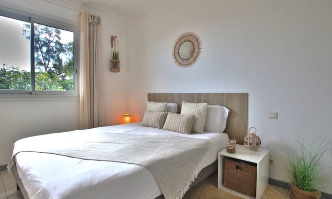 Les Avirons House | La Villa Cigogne *Jardin & Belle vue mer* (6 pers)